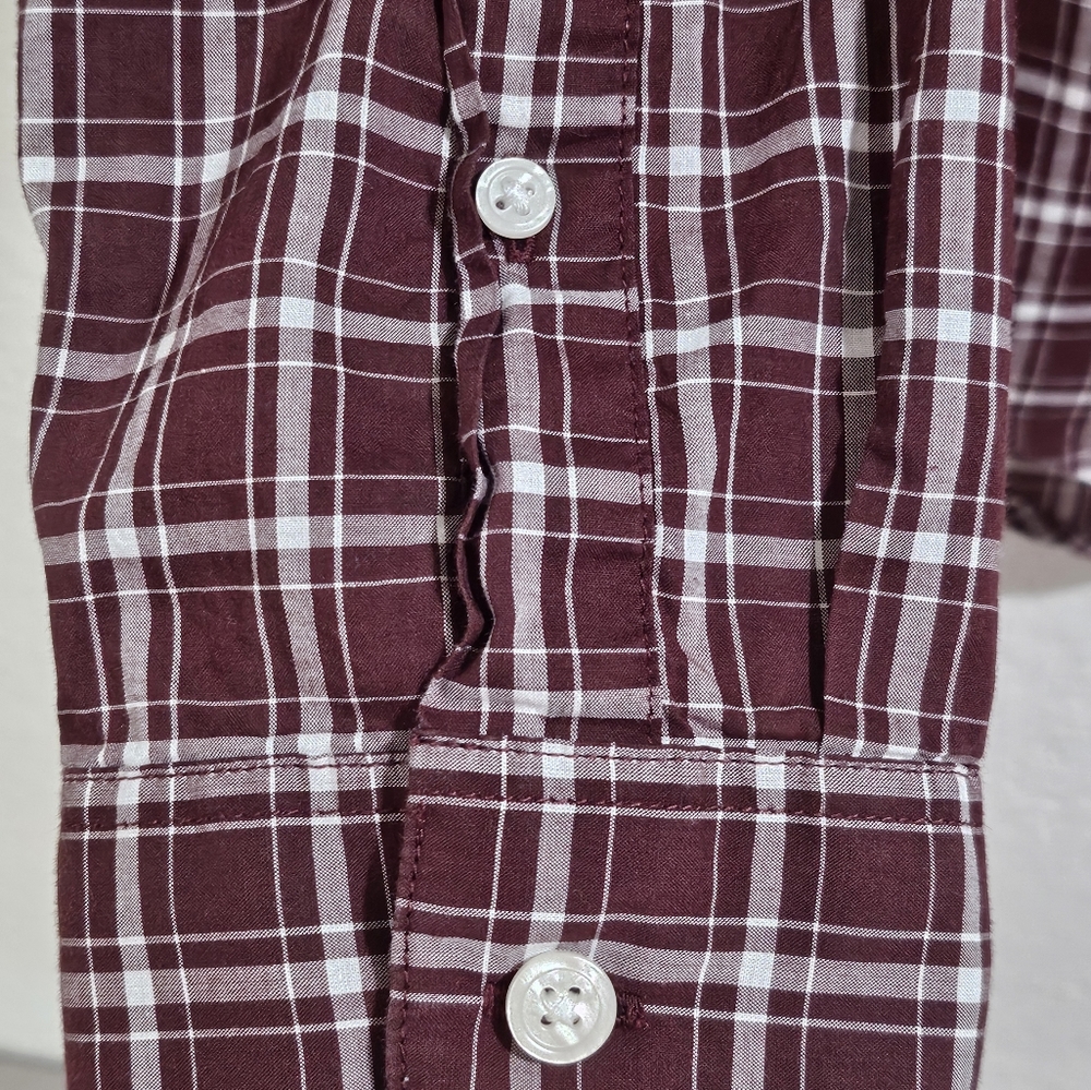 Vince. Men's Classic Fit Plaid Button Down Shirt Size Med Maroon White Pockets‎ - Picture 8 of 13